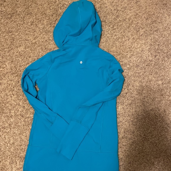 Lululemon Jacket - Picture 2 of 3